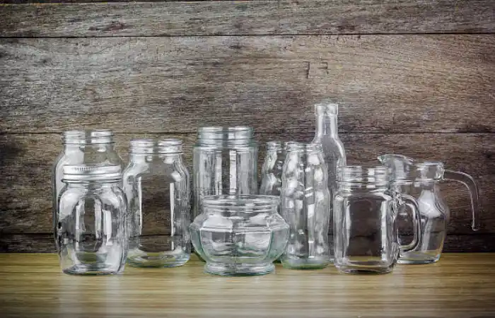 Exploring the Manufacturing Process of Glass Bottles and Jars in China